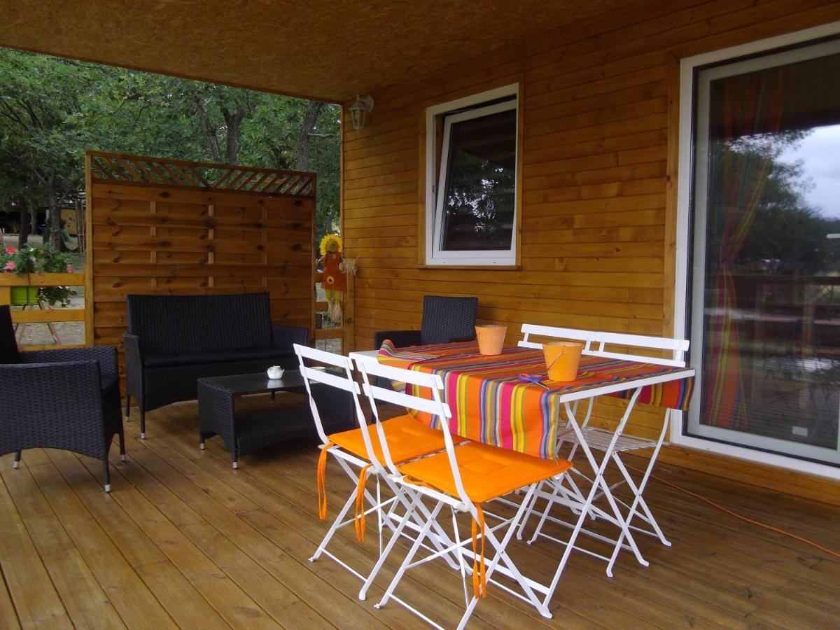 Montolieu Chalet 2 Pers. + Bebe מראה חיצוני תמונה