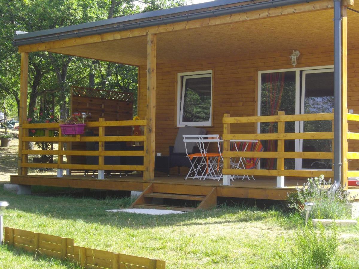 Montolieu Chalet 2 Pers. + Bebe מראה חיצוני תמונה