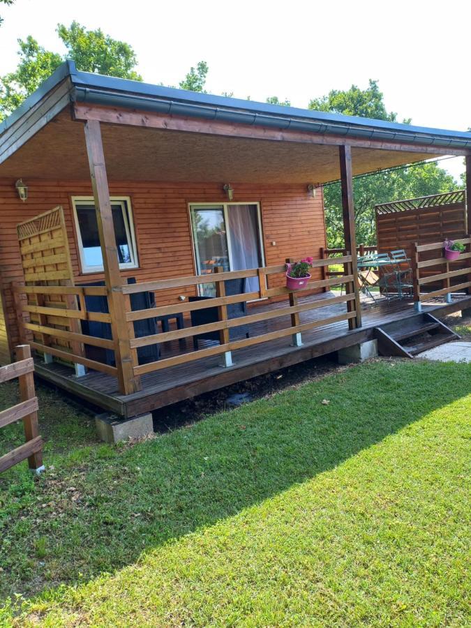 Montolieu Chalet 2 Pers. + Bebe מראה חיצוני תמונה