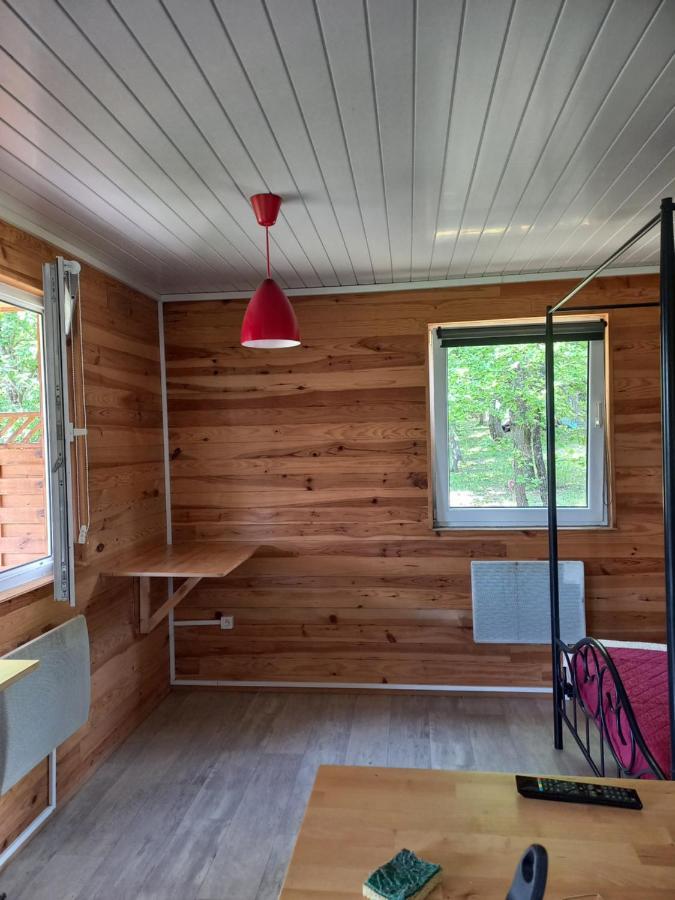 Montolieu Chalet 2 Pers. + Bebe מראה חיצוני תמונה
